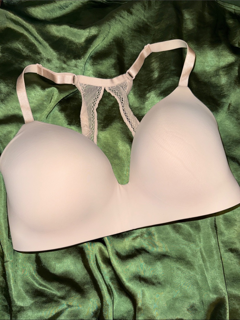 Victoria’s Secret Wireless Lace-Back Bra | Blush Pink 36DD